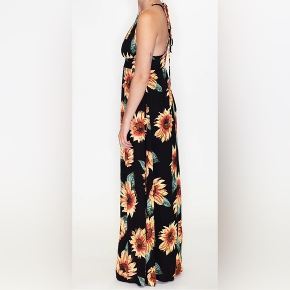 Timing Sunflower Halter Maxi Dress - Picture 4 of 4
